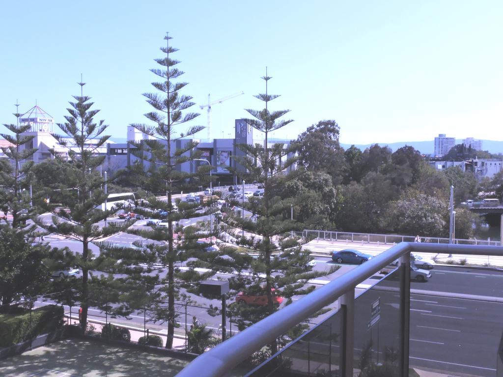 Broadbeach Travel Inn Apartments Χρυσή Ακτή Εξωτερικό φωτογραφία