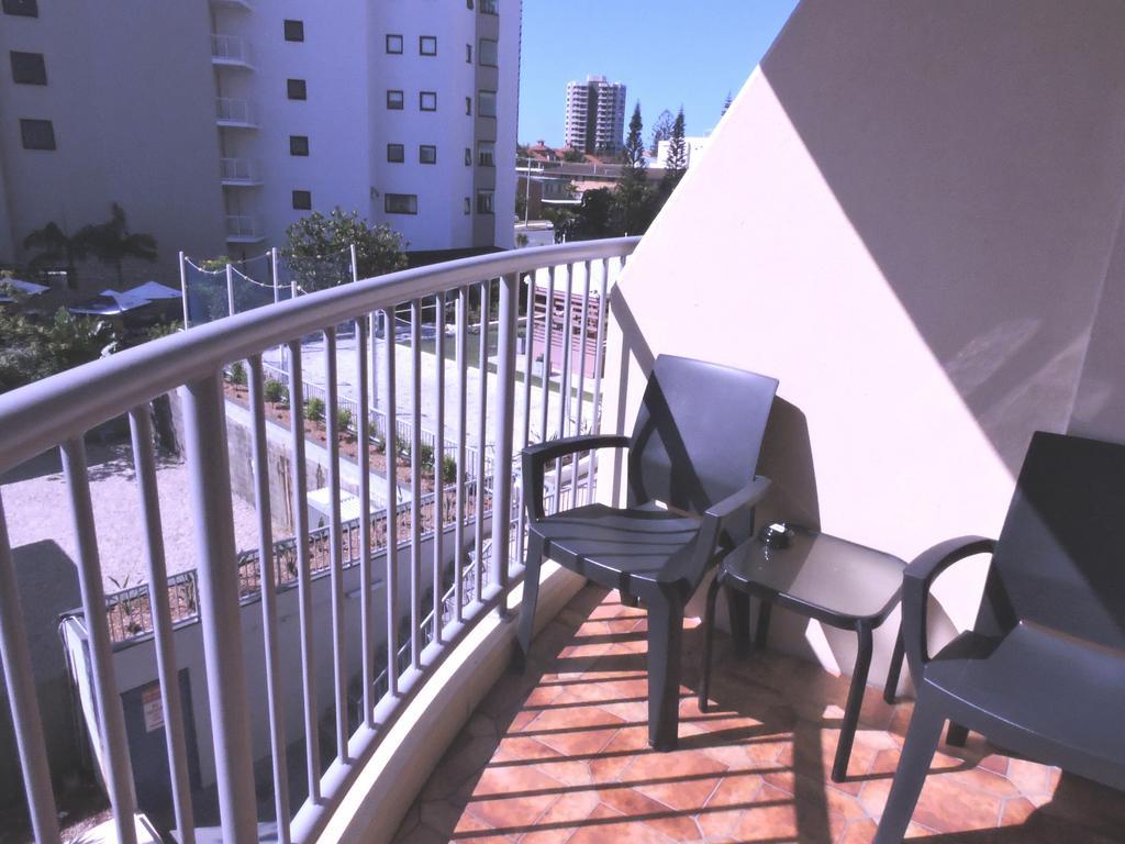 Broadbeach Travel Inn Apartments Χρυσή Ακτή Εξωτερικό φωτογραφία