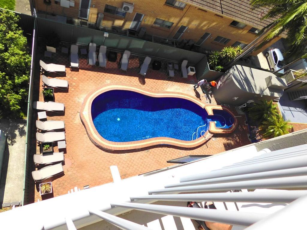 Broadbeach Travel Inn Apartments Χρυσή Ακτή Εξωτερικό φωτογραφία