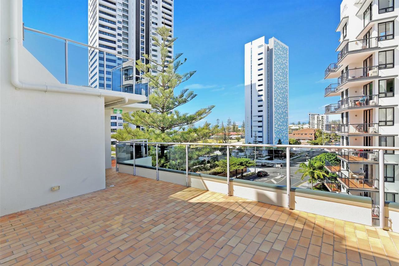Broadbeach Travel Inn Apartments Χρυσή Ακτή Εξωτερικό φωτογραφία